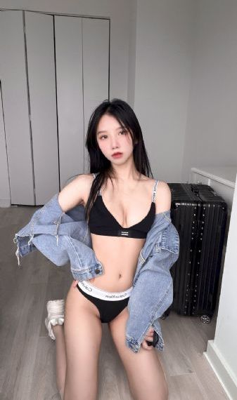 情侣