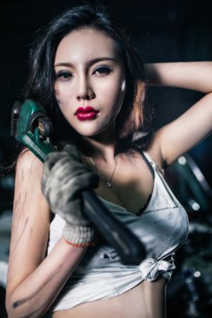 狱女集中营