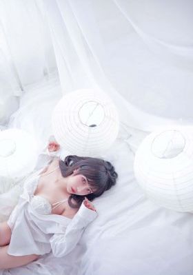 盛李豪回家打羽毛球又稳又轻松